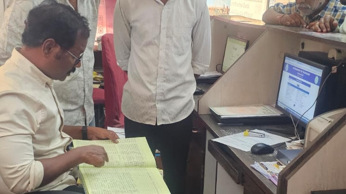 ACB raids MeeSeva centres across Telangana